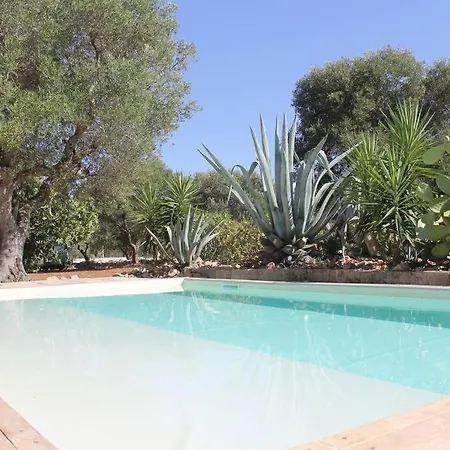 Villa Caprifico Con Piscina : Tra Mare E Ulivi *