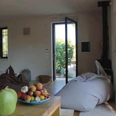 Caprifico Con Piscina : Tra Mare E Ulivi *